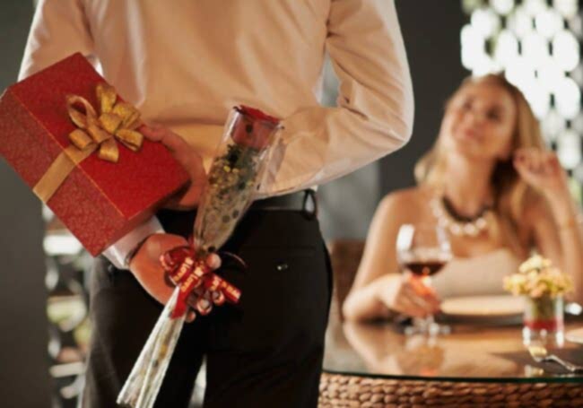 sevgiliye hediye secmenin puf noktalari