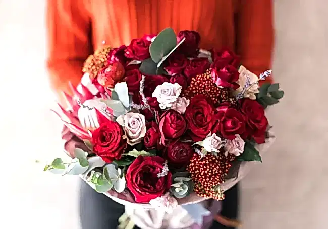 Renklerin Sessiz Mesajı: Tüm Güller ve Anlamları